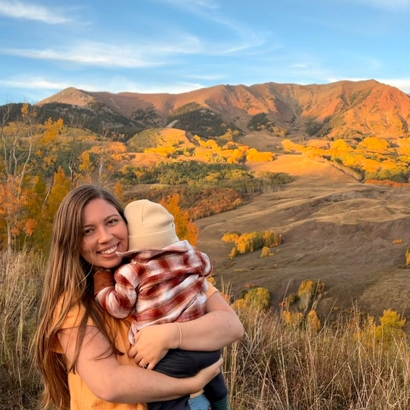 Meet your Posher, Lauren - Picture 1 of 1